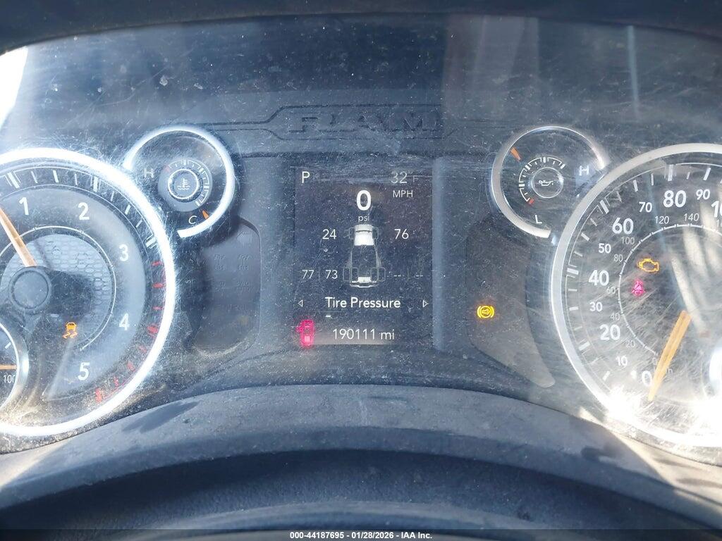 3C7WRLBL4KG659855 2019 RAM 4500 CHASSIS photo no. 5