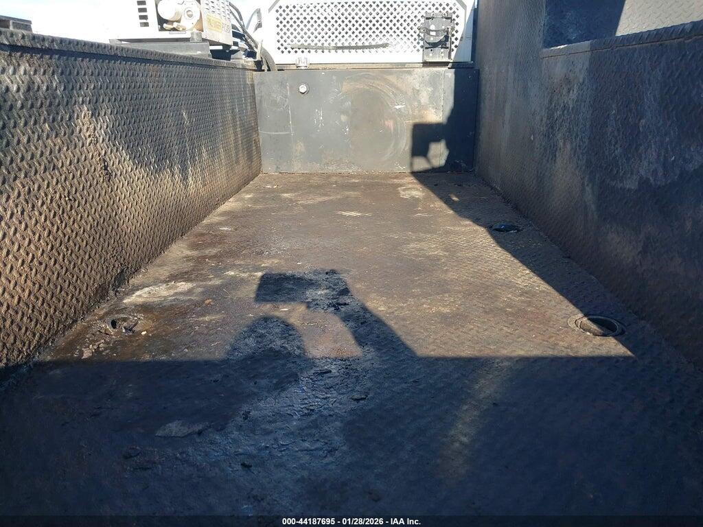 3C7WRLBL4KG659855 2019 RAM 4500 CHASSIS photo no. 6