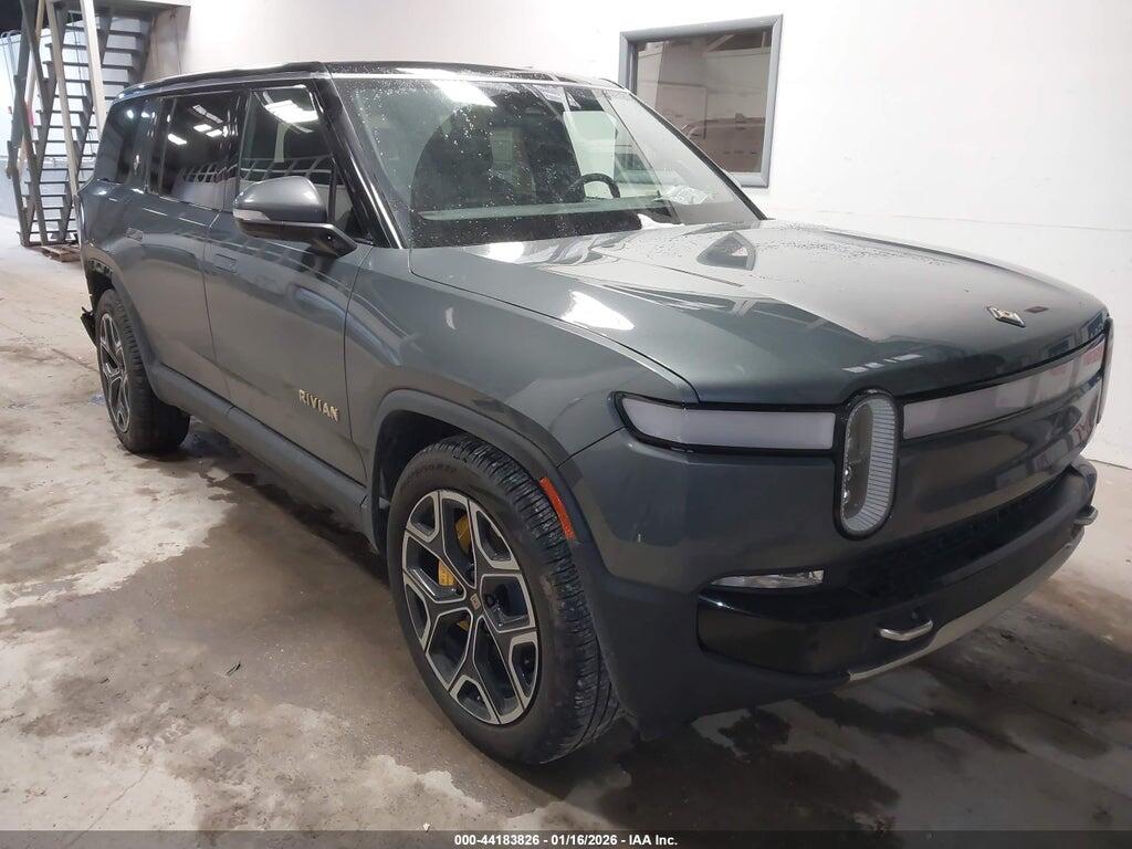 2023 RIVIAN R1S 7PDSGABA1PN013944