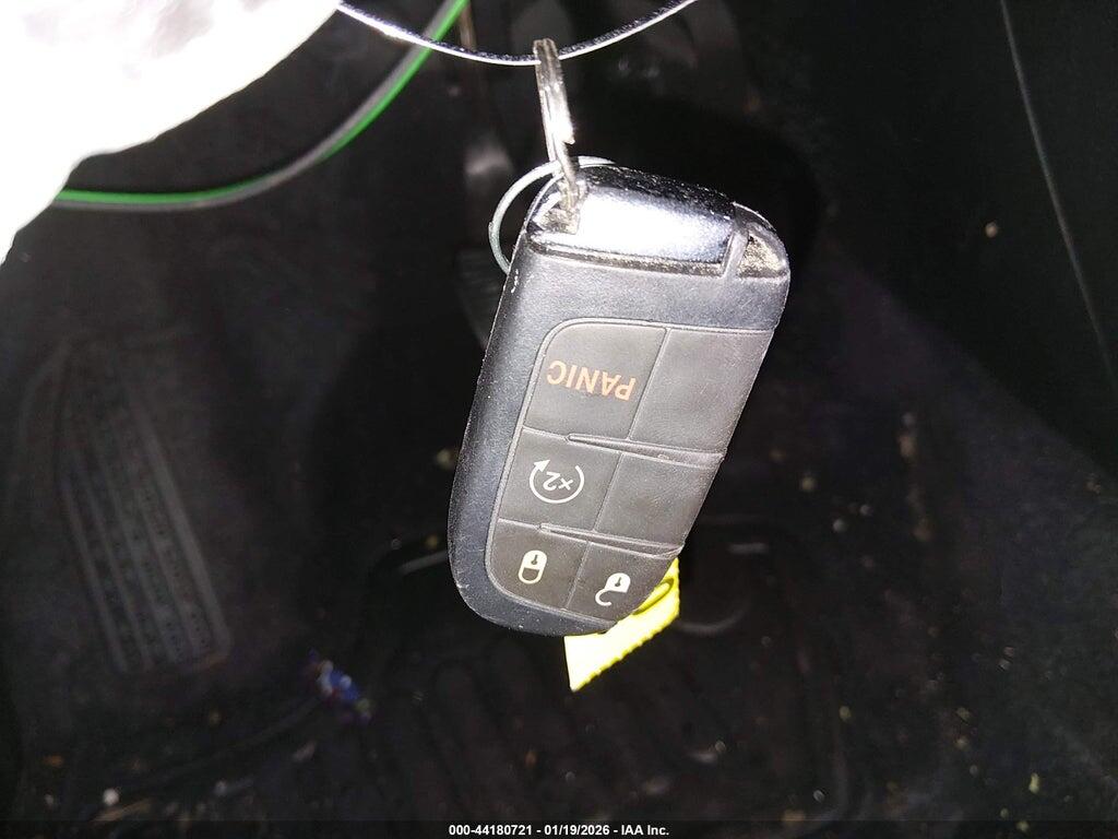 3C4NJDBN3ST599128 2025 JEEP COMPASS photo no. 11