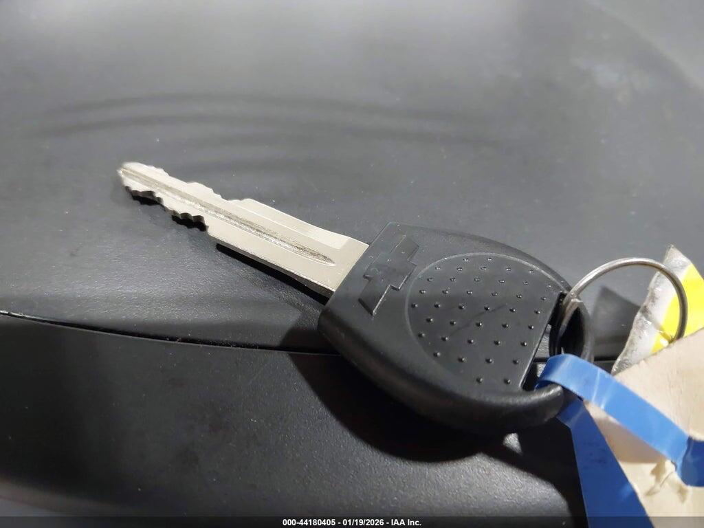 KL1TD56608B282741 2008 CHEVROLET AVEO photo no. 11
