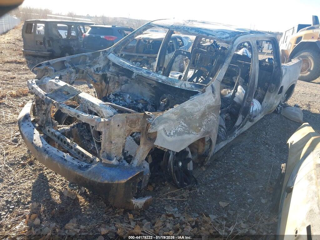3GCUYDED2MG336828 2021 CHEVROLET SILVERADO 1500 photo no. 2