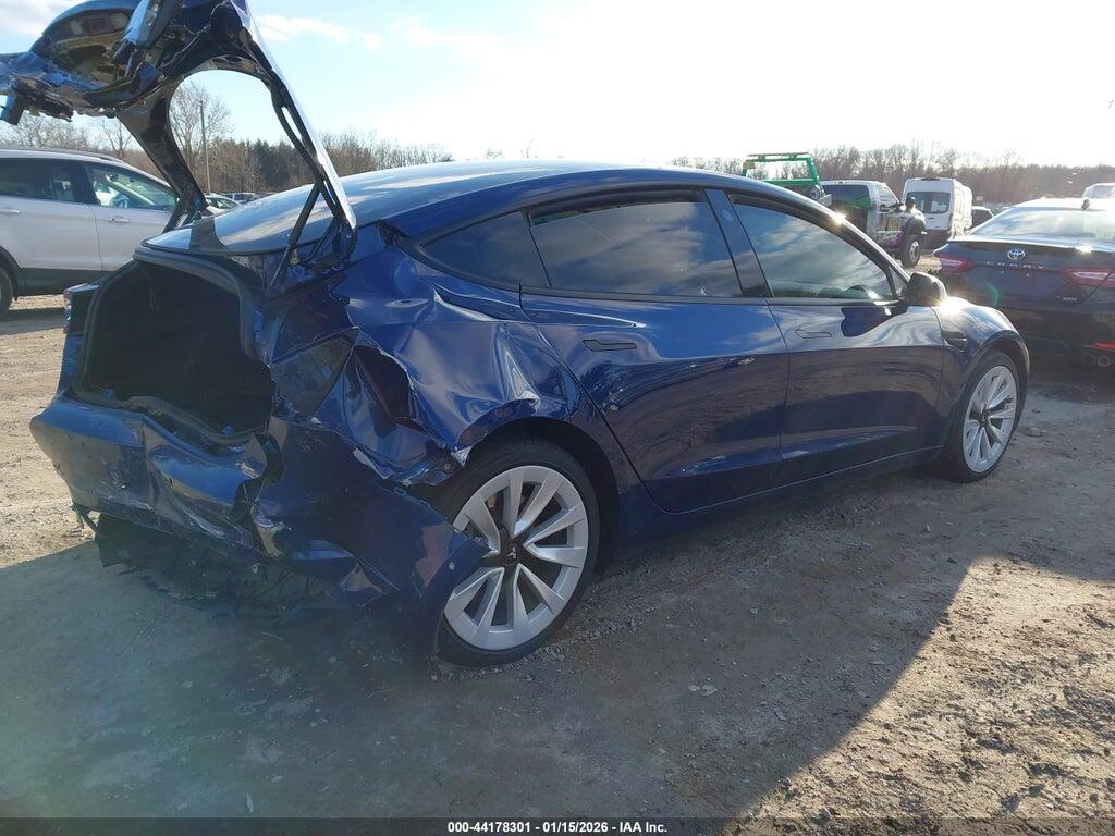 5YJ3E1EB7NF111507 2022 TESLA MODEL 3 photo no. 4