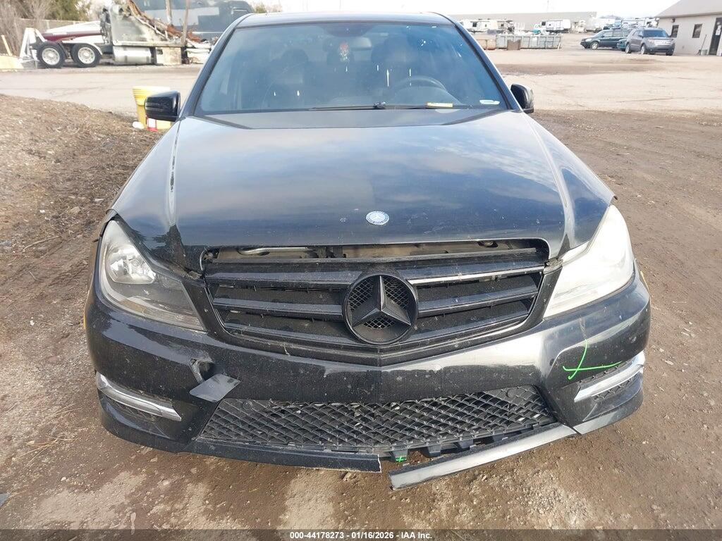 WDDGF8BB1CA715223 2012 MERCEDES-BENZ C 300 photo no. 12