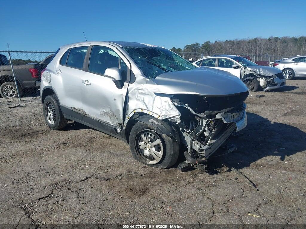 KL7CJKSB8HB224697 2017 CHEVROLET TRAX photo no. 1
