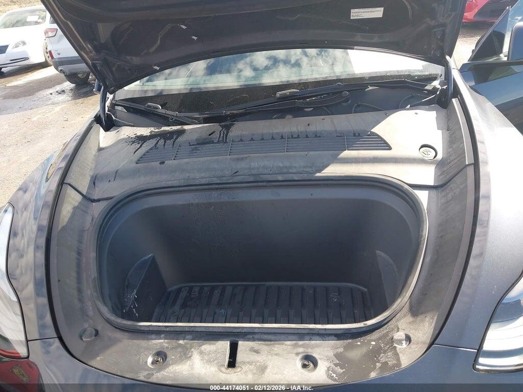 7SAYGDED7RF087317 2024 TESLA MODEL Y photo no. 10