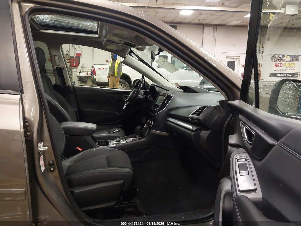 JF2SKAJC1LH486911 2020 SUBARU FORESTER photo no. 5