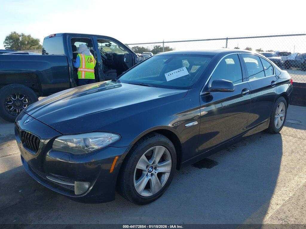 WBAFR1C5XBC737508 2011 BMW 528I photo no. 2