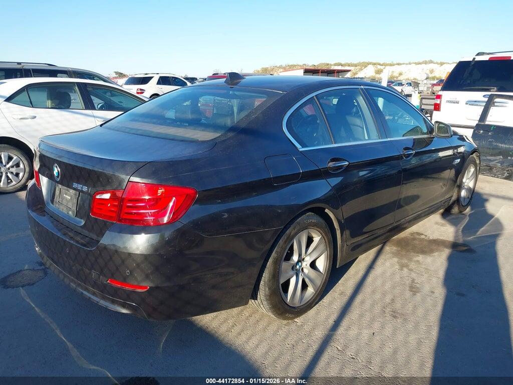 WBAFR1C5XBC737508 2011 BMW 528I photo no. 4