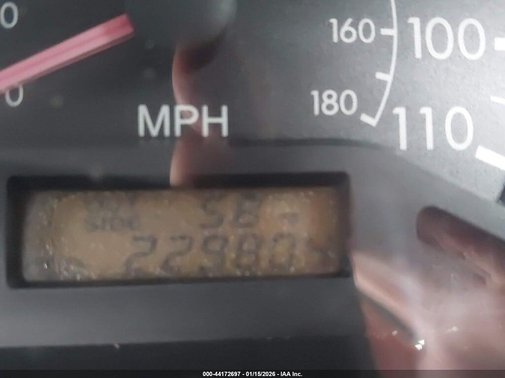 1NXBR32E28Z032425 2008 TOYOTA COROLLA photo no. 7