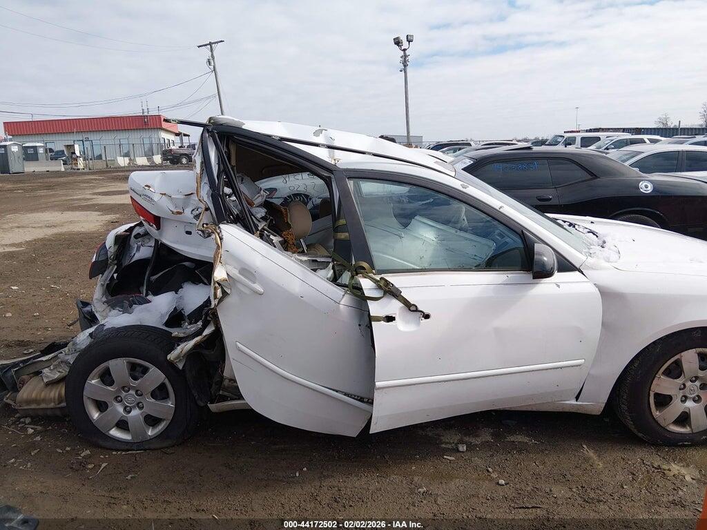 5NPET4AC4AH584100 2010 HYUNDAI SONATA photo no. 12