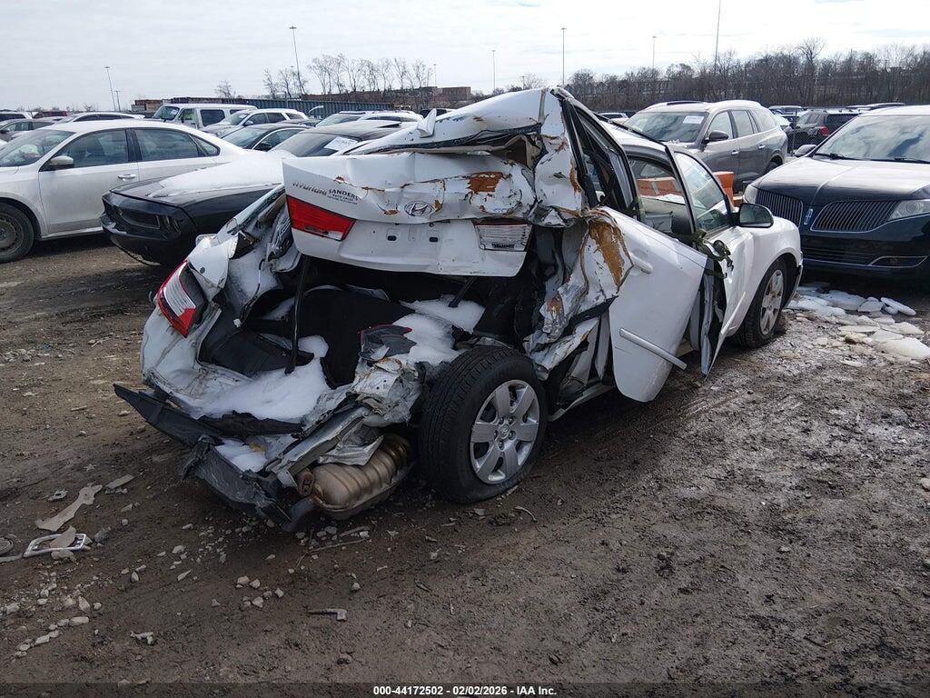 5NPET4AC4AH584100 2010 HYUNDAI SONATA photo no. 4