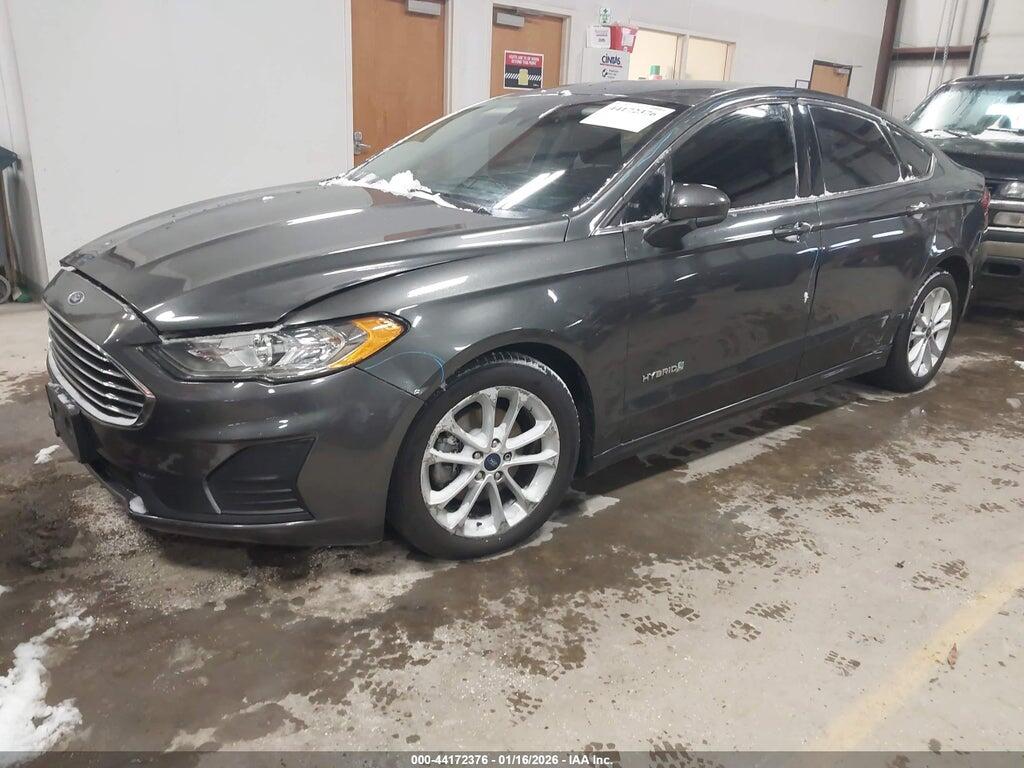3FA6P0LU4KR197039 2019 FORD FUSION HYBRID photo no. 2