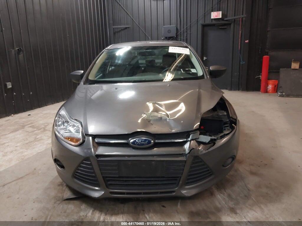 1FAHP3E21CL241827 2012 FORD FOCUS photo no. 11