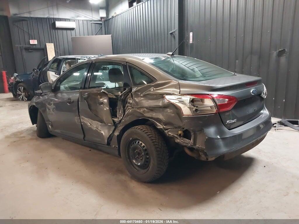 1FAHP3E21CL241827 2012 FORD FOCUS photo no. 3