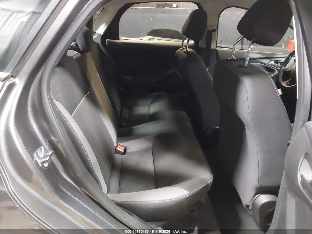 1FAHP3E21CL241827 2012 FORD FOCUS photo no. 8
