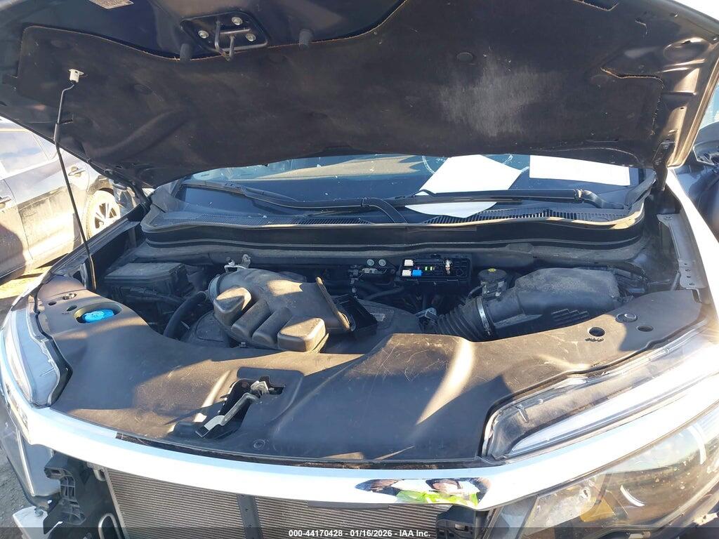 5FNYF6H15HB064484 2017 HONDA PILOT photo no. 10