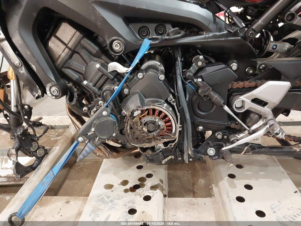 JYARN62E5LA001109 2020 YAMAHA MTT09 photo no. 9