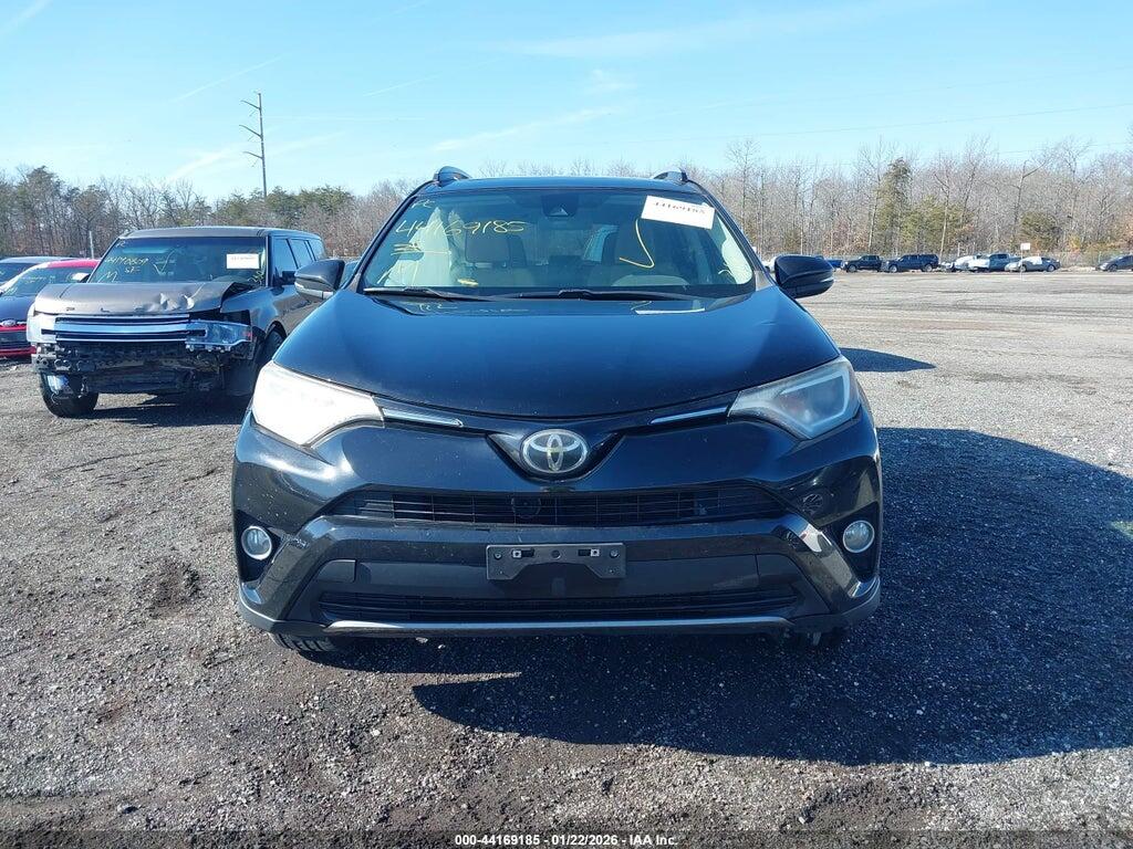 2T3RFREV1HW615288 2017 TOYOTA RAV4 photo no. 12
