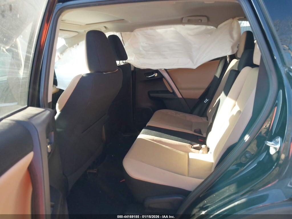 2T3RFREV1HW615288 2017 TOYOTA RAV4 photo no. 8