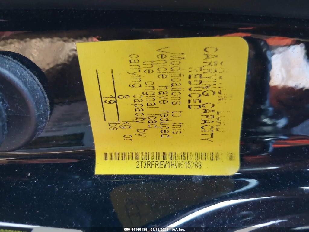 2T3RFREV1HW615288 2017 TOYOTA RAV4 photo no. 9