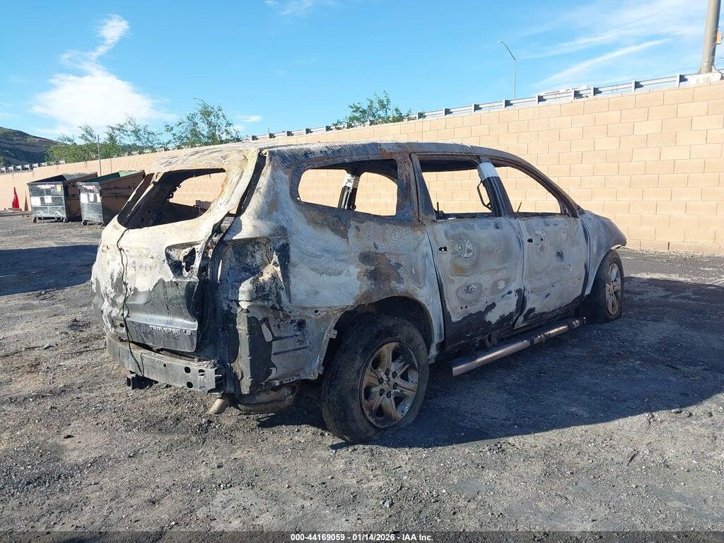 1GNKRFKD8GJ267920 2016 CHEVROLET TRAVERSE photo no. 4