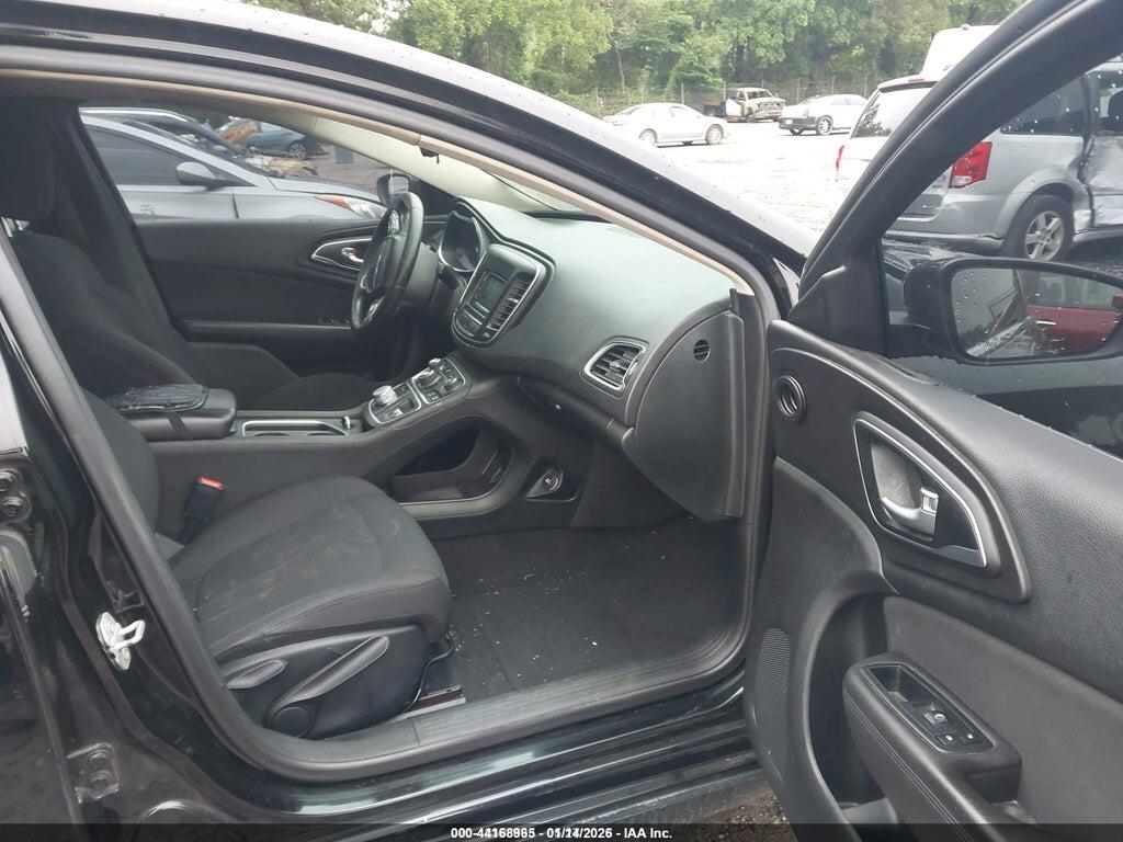 1C3CCCAB9FN617256 2015 CHRYSLER 200 photo no. 5