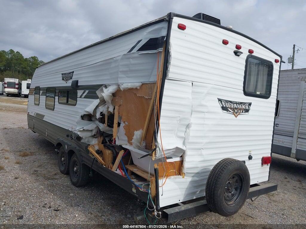4X4TWDB29L7366756 2020 FOREST RIVER WILDWOOD X-LITE photo no. 3