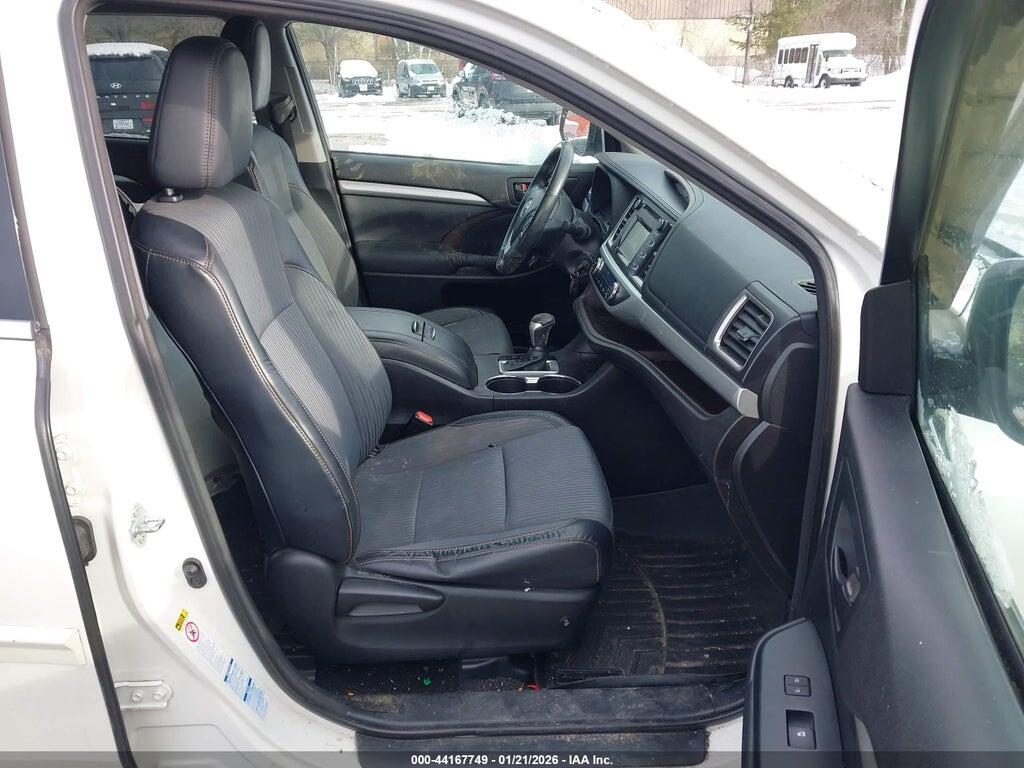 5TDBKRFH0FS129561 2015 TOYOTA HIGHLANDER photo no. 5