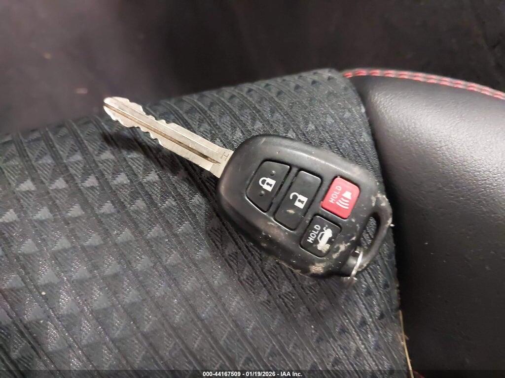 4T1BF1FK0FU114339 2015 TOYOTA CAMRY photo no. 11