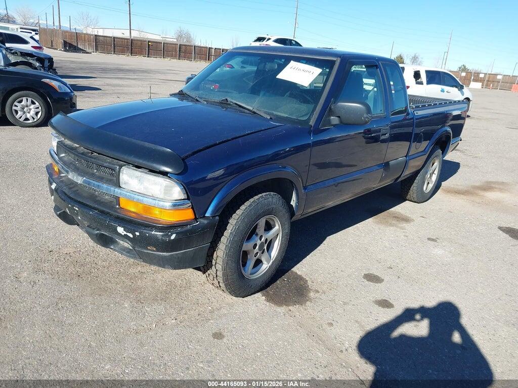 1GCDT19W628140984 2002 CHEVROLET S-10 photo no. 2