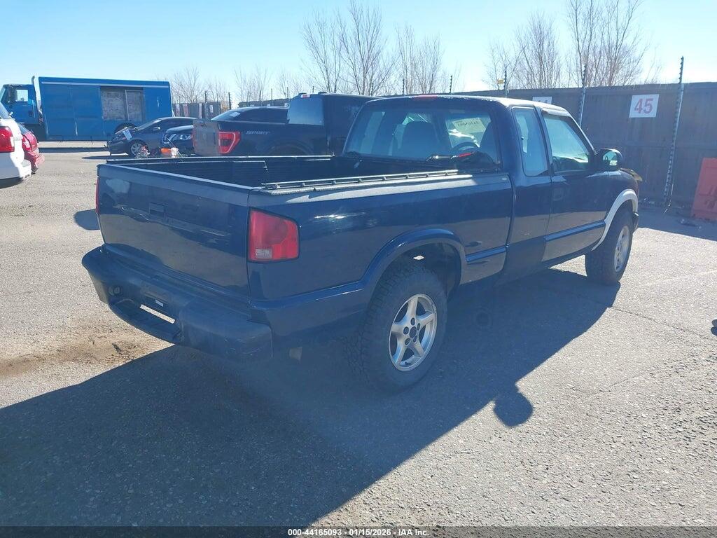 1GCDT19W628140984 2002 CHEVROLET S-10 photo no. 4