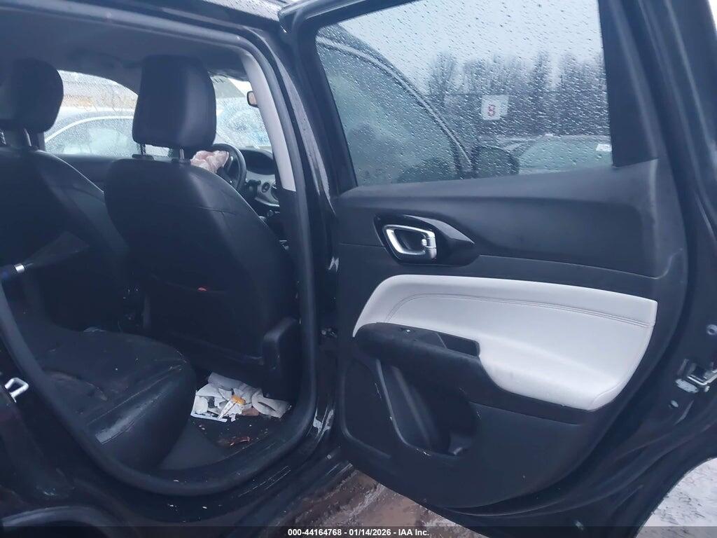 3C4NJDCB8NT199056 2022 JEEP COMPASS photo no. 8