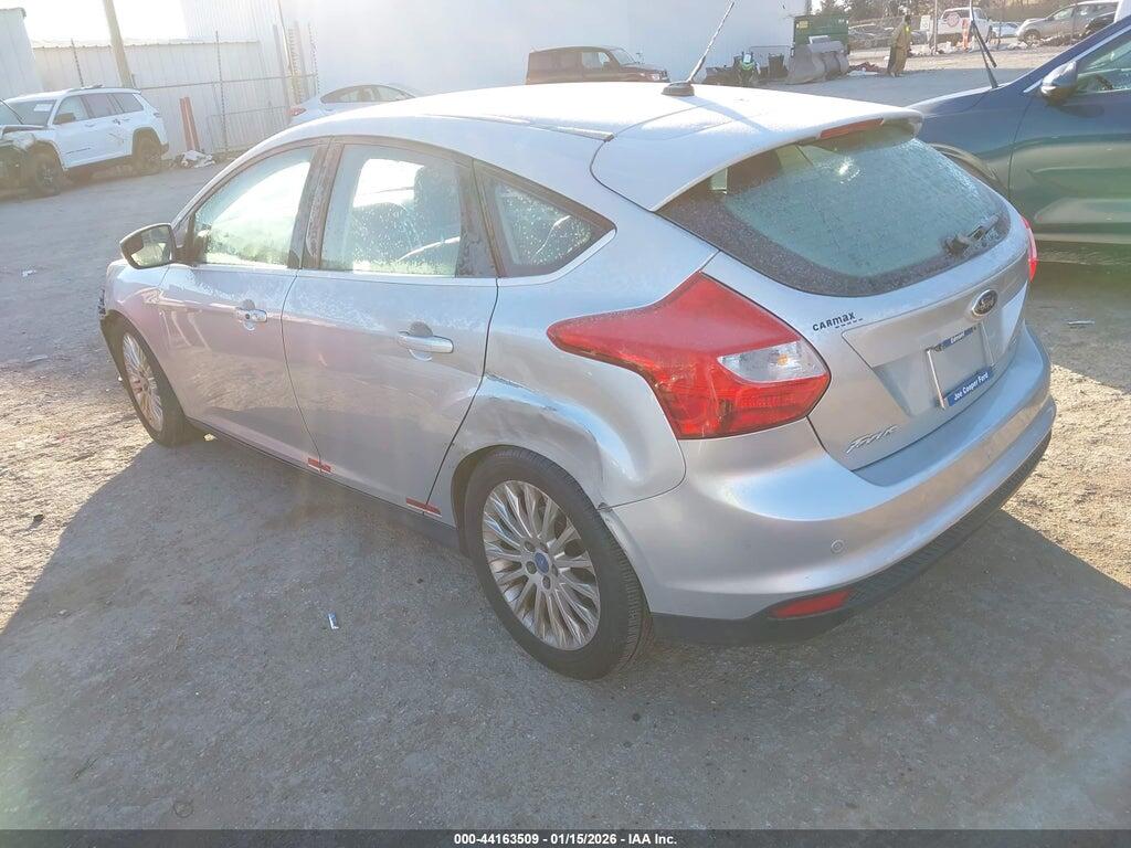 1FAHP3N2XCL137854 2012 FORD FOCUS photo no. 3