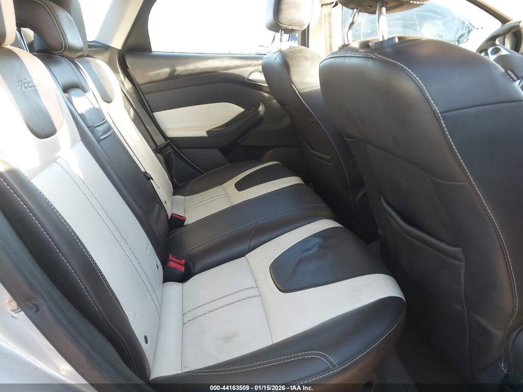 1FAHP3N2XCL137854 2012 FORD FOCUS photo no. 8