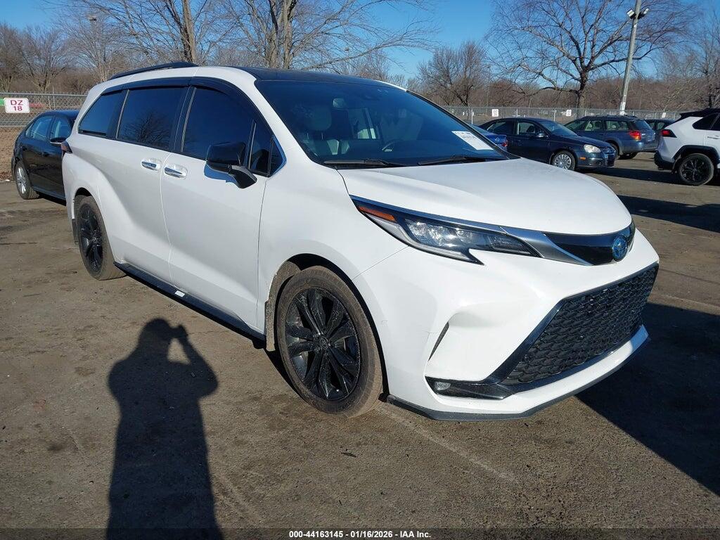 5TDDRKEC1NS095906 2022 TOYOTA SIENNA photo no. 1