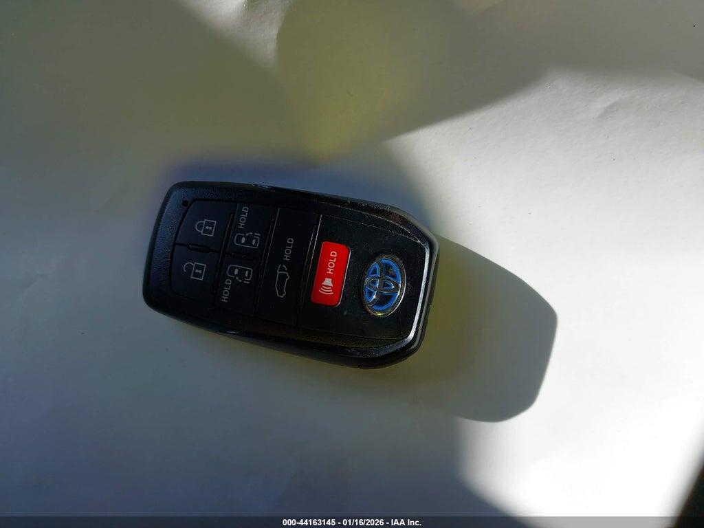 5TDDRKEC1NS095906 2022 TOYOTA SIENNA photo no. 11