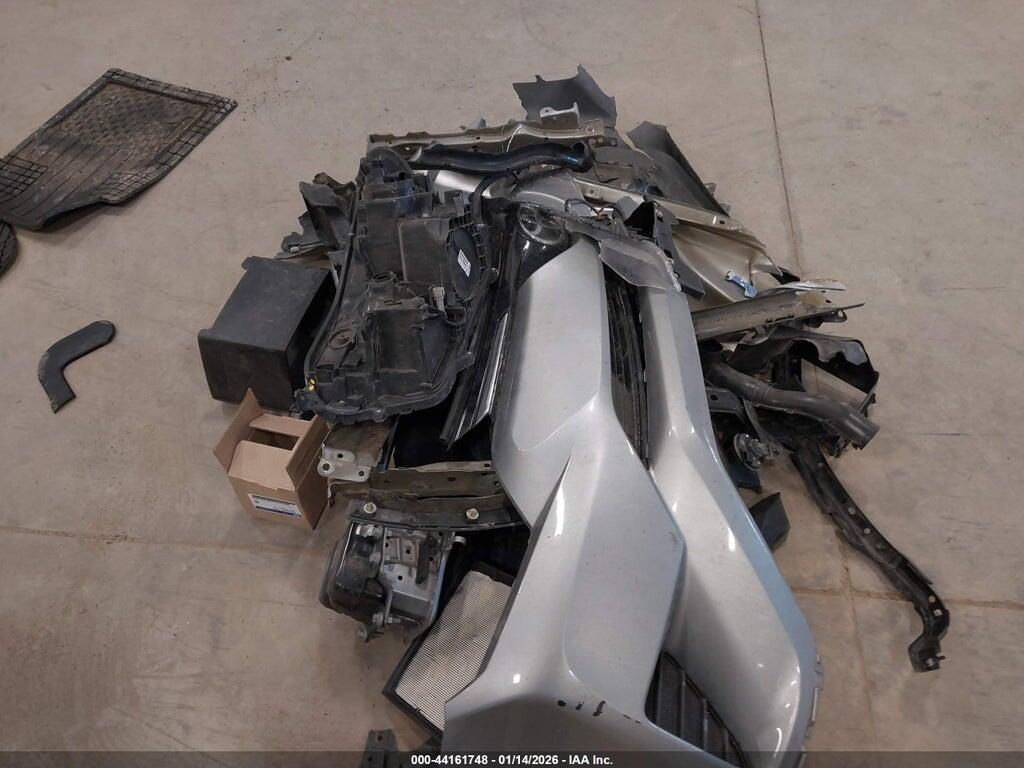 2T3BFREV1HW577823 2017 TOYOTA RAV4 photo no. 12