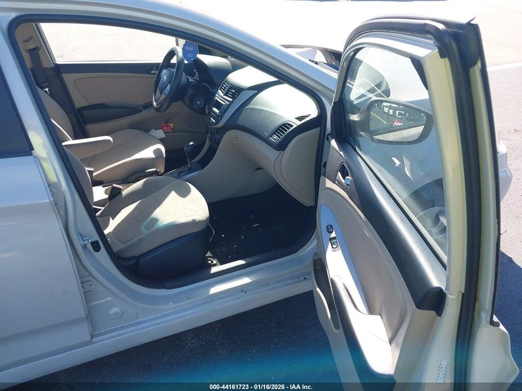 KMHCT4AEXHU181565 2017 HYUNDAI ACCENT photo no. 5