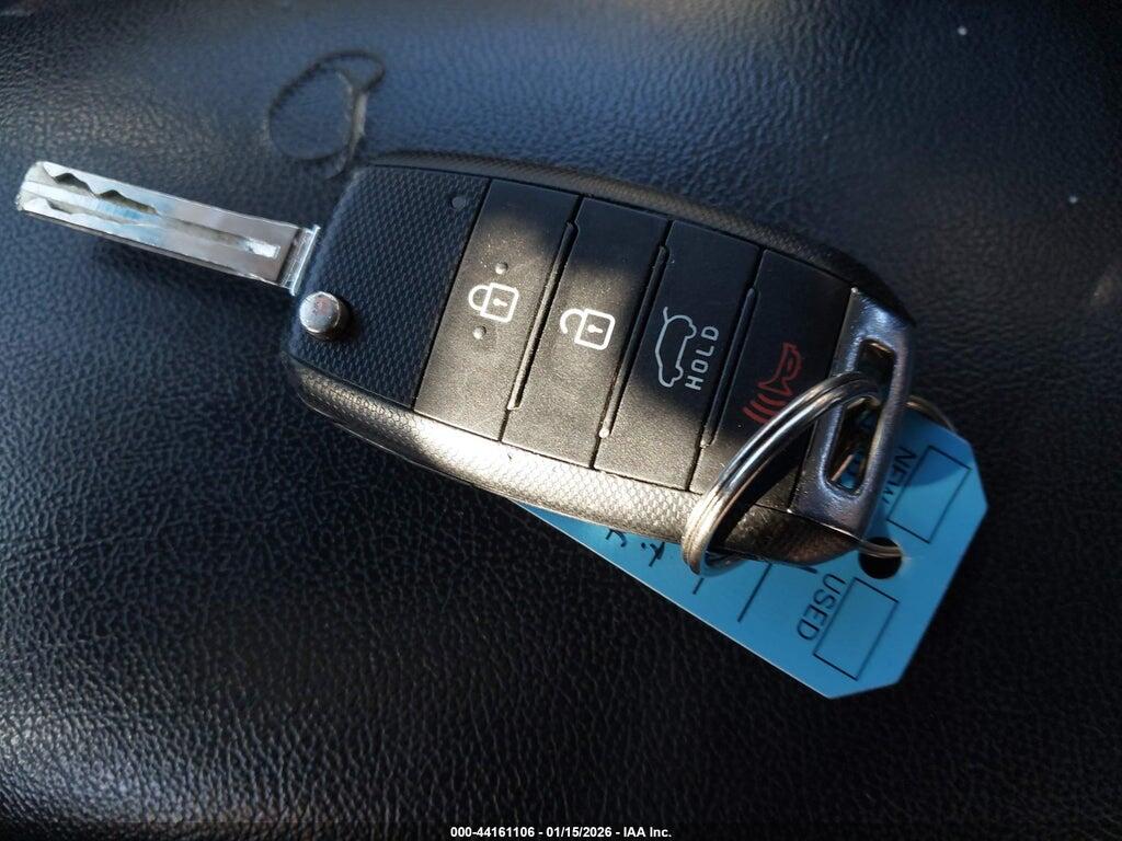 KNDJN2A29E7028444 2014 KIA SOUL photo no. 11