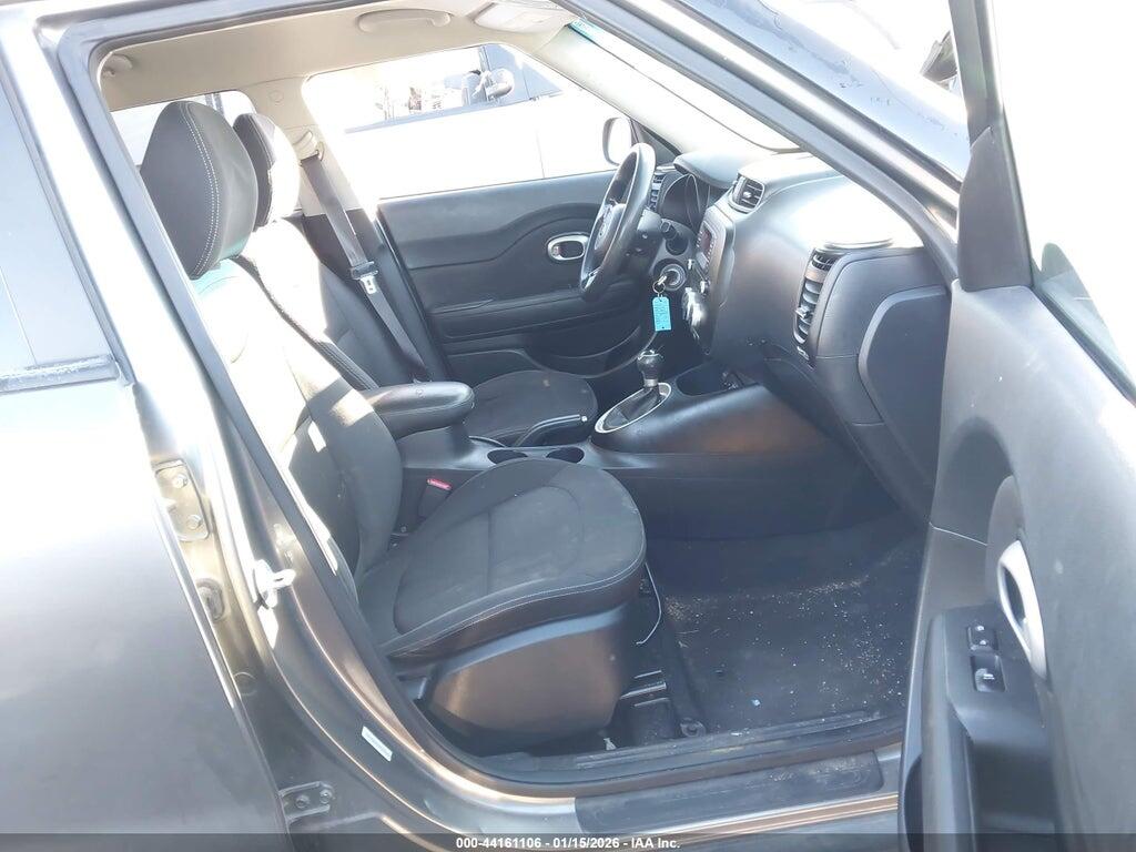 KNDJN2A29E7028444 2014 KIA SOUL photo no. 5