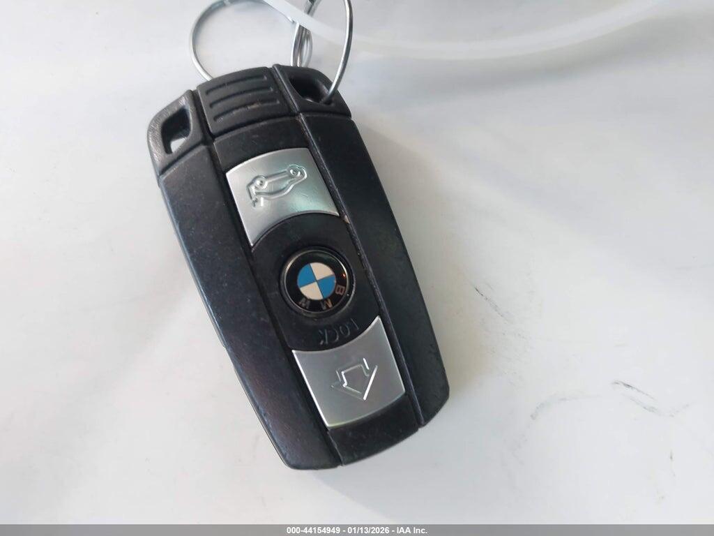 WBAPH5G58BNM73833 2011 BMW 328I photo no. 11