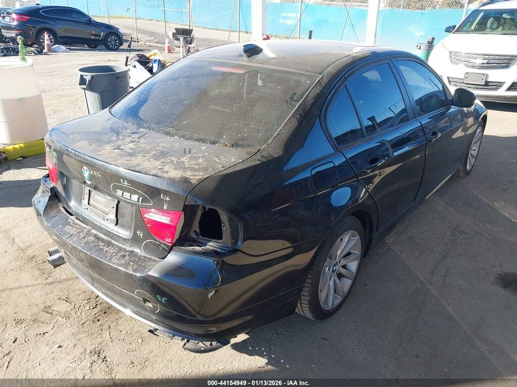 WBAPH5G58BNM73833 2011 BMW 328I photo no. 4