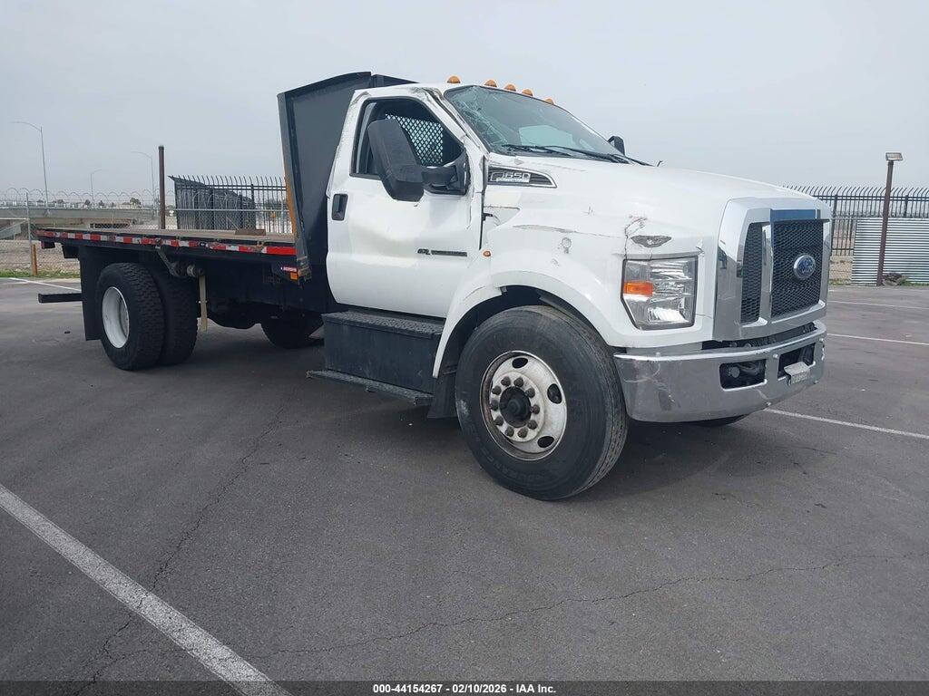 1FDNF6DC6JDF04523 2018 FORD F-650 DIESEL photo no. 1