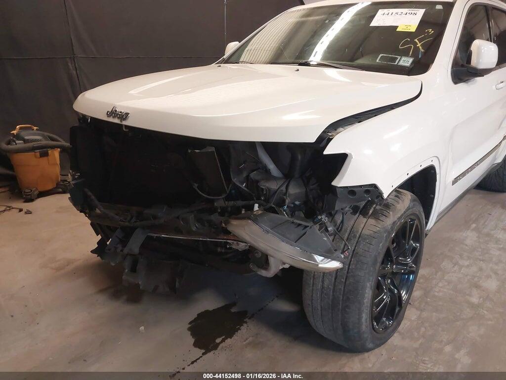 1J4RR4GG6BC584374 2011 JEEP GRAND CHEROKEE photo no. 6