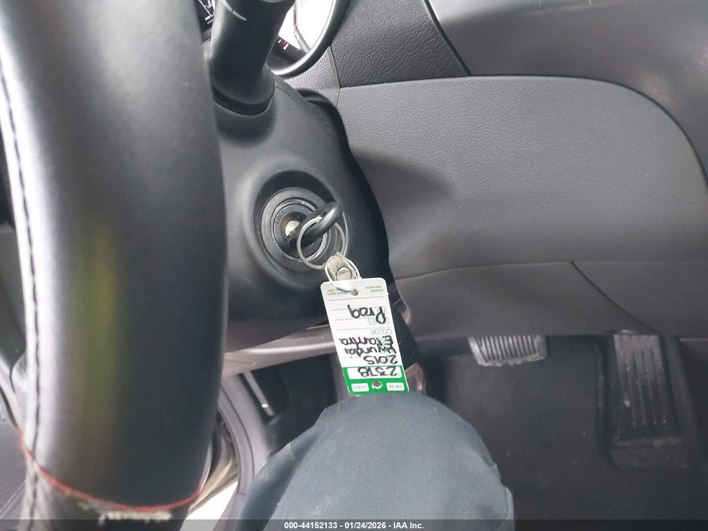 KMHDH4AE5FU387797 2015 HYUNDAI ELANTRA photo no. 11