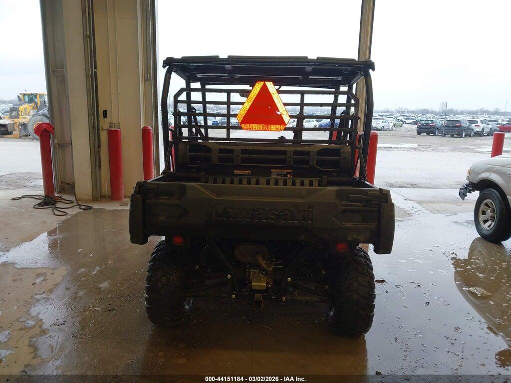 JKBAFSC12JB511627 2018 KAWASAKI KAF820 photo no. 6
