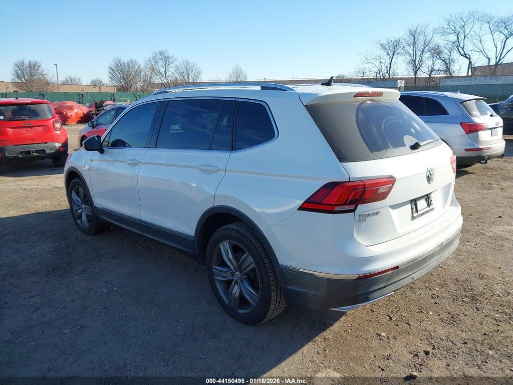 3VV4B7AX5JM181239 2018 VOLKSWAGEN TIGUAN photo no. 3