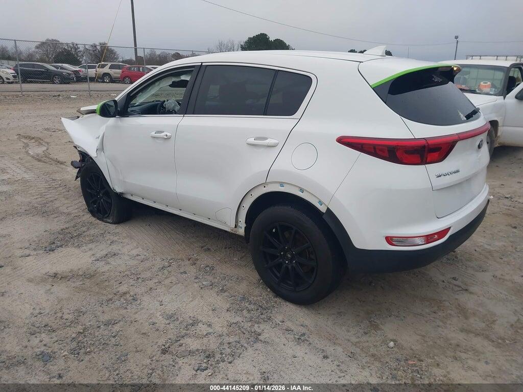 KNDPMCAC6J7430573 2018 KIA SPORTAGE photo no. 3