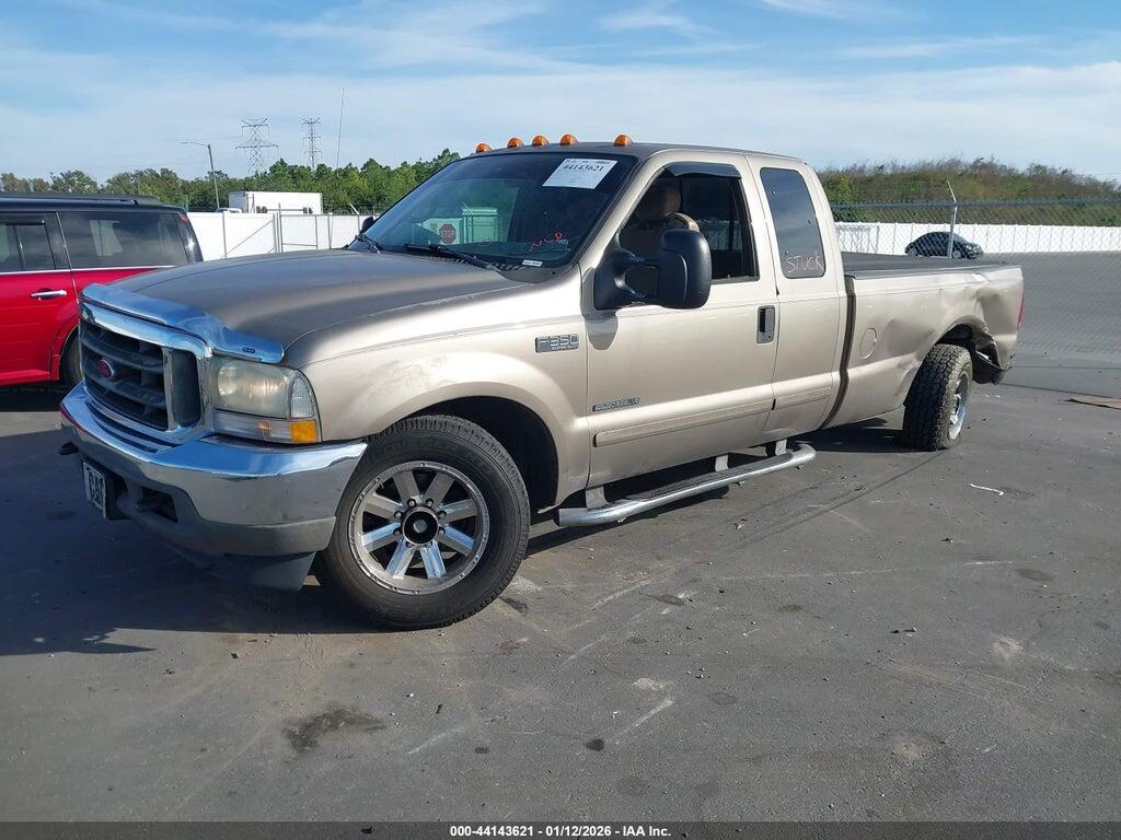 1FTSX30F22EB40938 2002 FORD F-350 photo no. 2